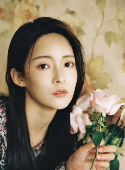 明星写真美图|孙安可