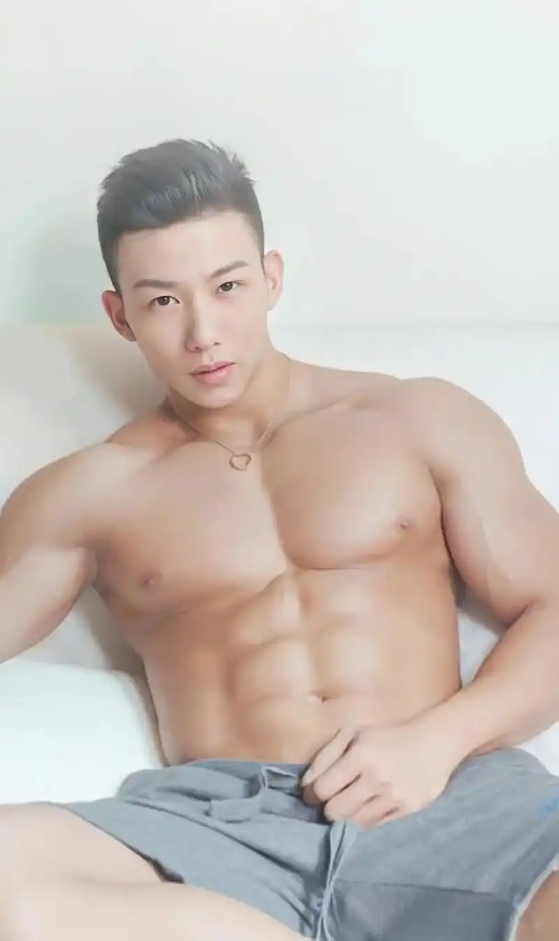 帅哥图片.#肌肉男 #人鱼线 #腹肌小哥哥 - 抖音