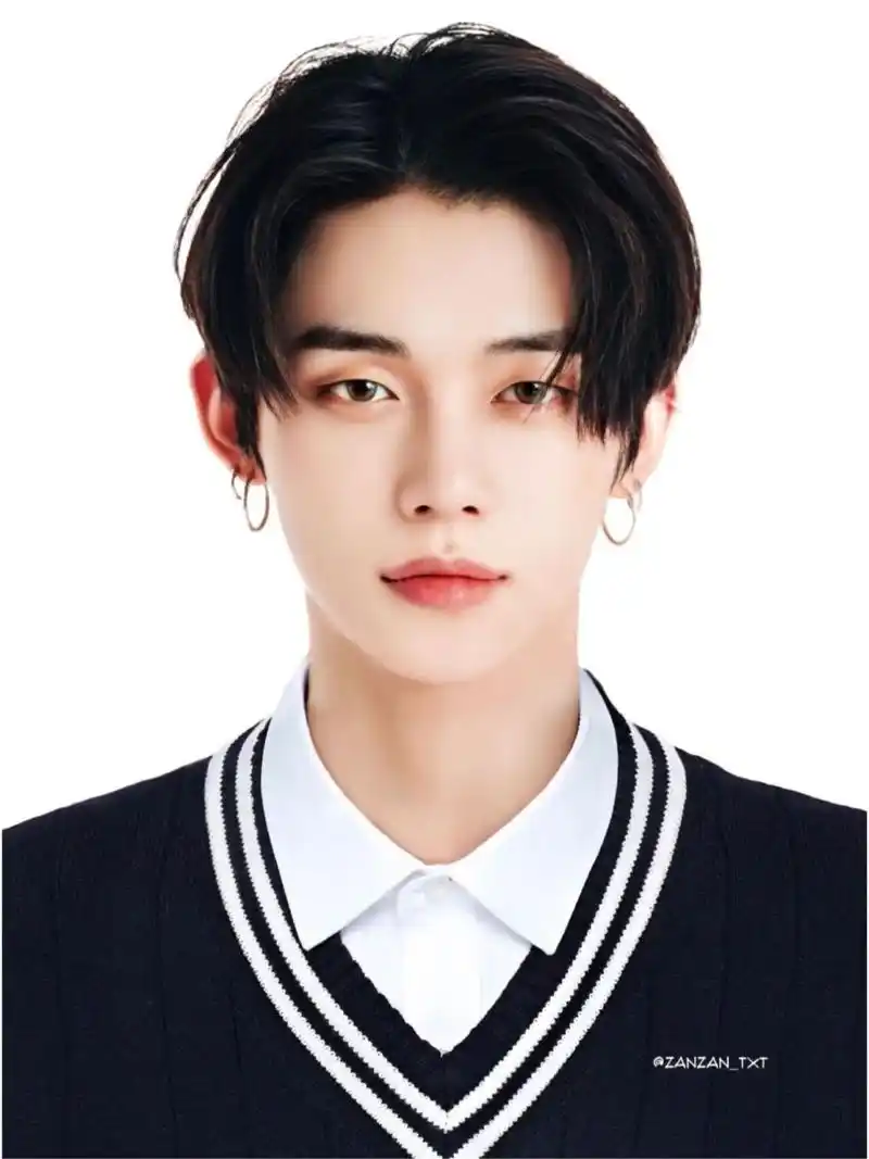 崔然竣证件照 07 自制合成图 * 禁二改禁二传 禁任何商用 | 礼貌