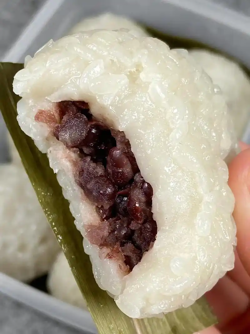 红豆糯米团这样做清香爽口真好吃 	 食材:糯米粉180g,粘米粉120g,糯米