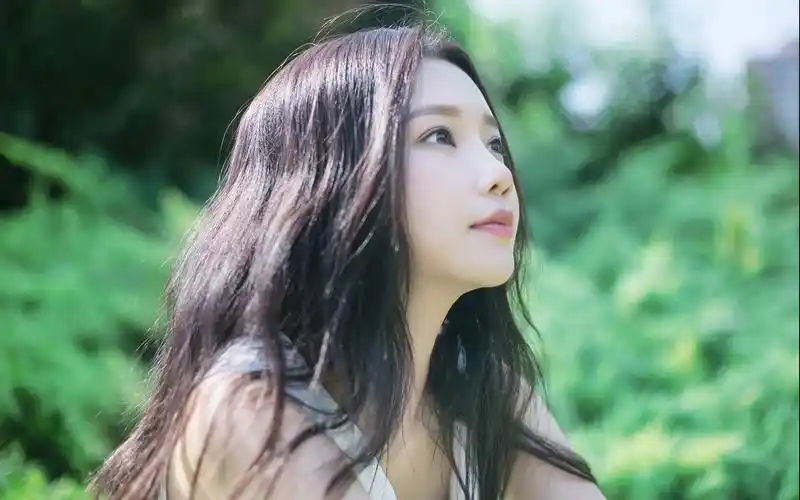 上戏女神陈娅安清新唯美写真图片桌面壁纸