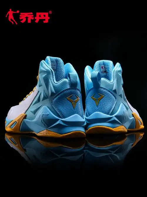 共115 件乔2篮球鞋相关商品