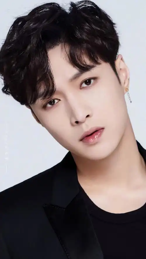 最帅不过张艺兴赞评论1更多所有评论你也来说些什么吧