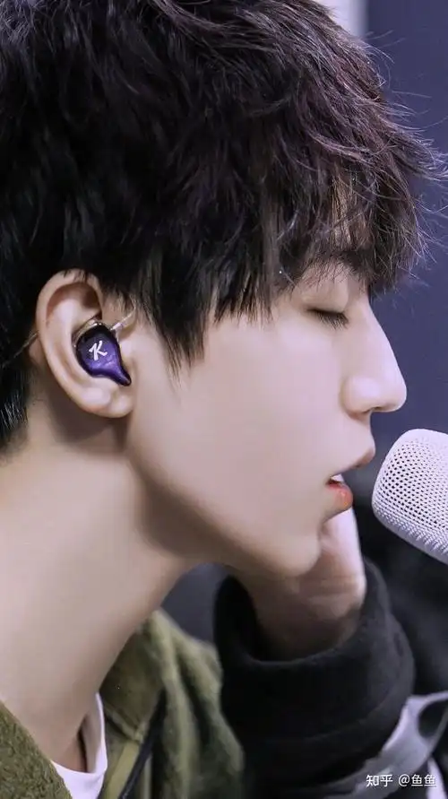 各位,有没有王俊凯的侧面照? - 知乎