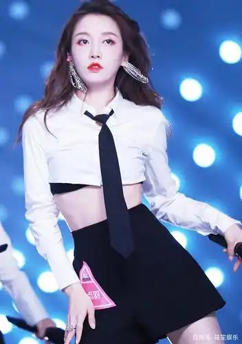 姜贞羽真的好漂亮啊