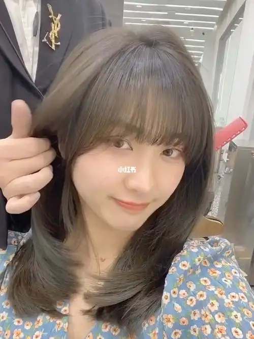 法式刘海圆形脸