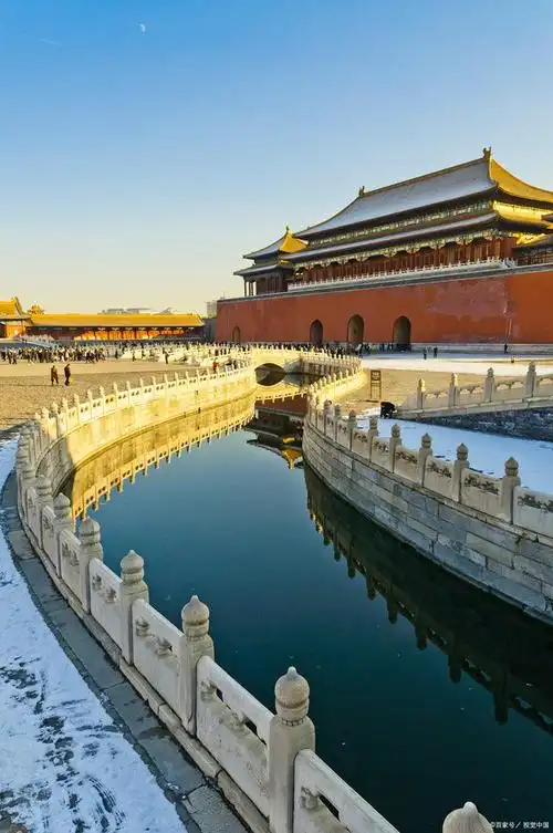 游北京故宫博物院有感