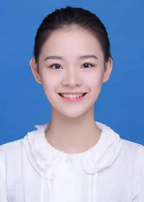 我的18岁证件照?肉丸子amy关注