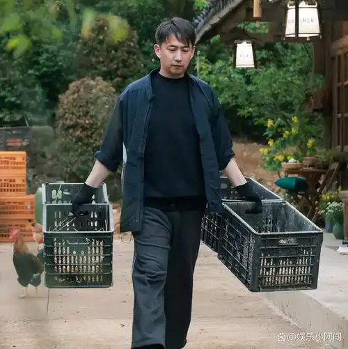 2年没有戏拍3年没当过男主冯小刚的话还是在黄磊身上应验了