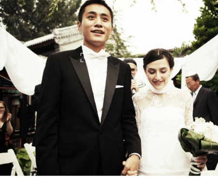 刘烨晒婚戒纪念结婚多少年了?