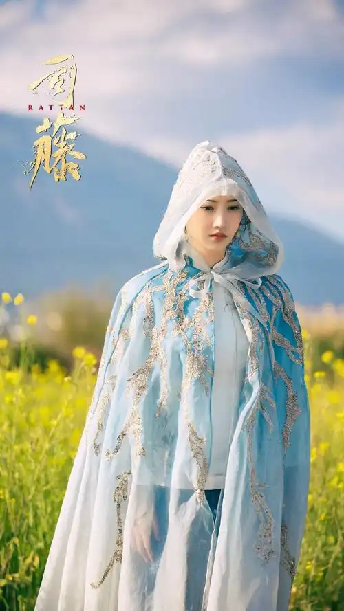 司藤有治愈人嘅能力景甜嘅旗袍造型超好睇