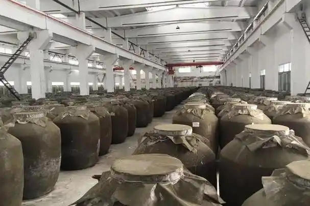 酒窖存酒现代的技术如此发达,对白酒保存的环境变量也有了精准的把控