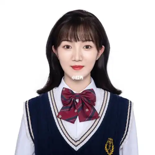 写实又好看的学院风证件照看完能不去拍吗