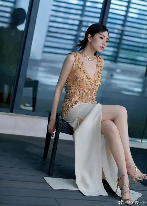 刘惜君吊带美腿图集