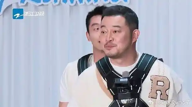 沙溢后悔接蔡徐坤的球,贪心让他毁灭了!|沙溢|奔跑吧|蔡徐坤_新浪新闻