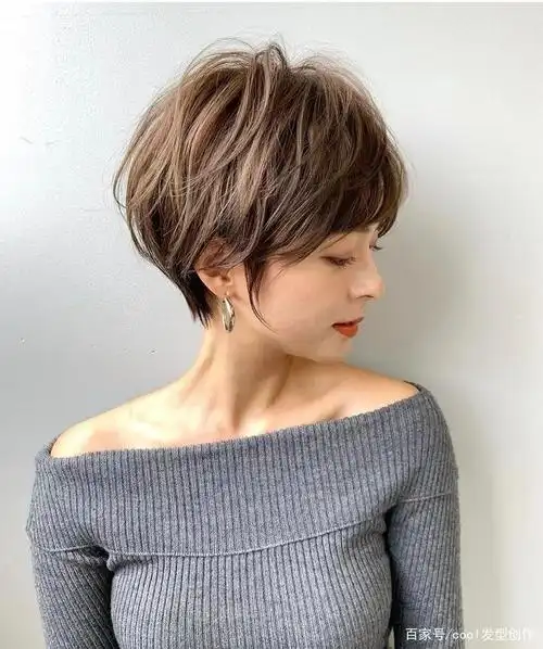 日系短发纹理烫 给你要的时髦感!