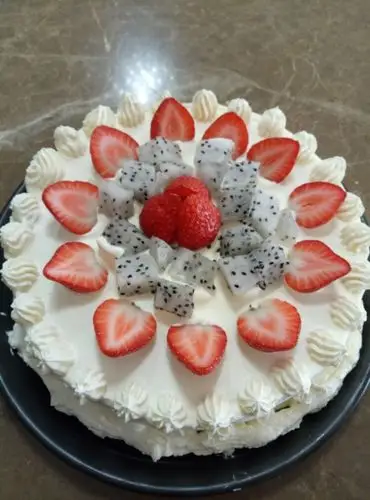 做过 《tinrry 》草莓奶油蛋糕 今天元旦,在家
