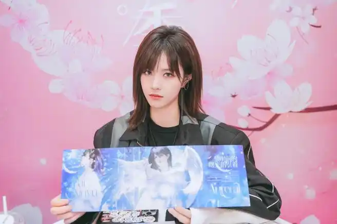 48-唐程成  @bej48-郑照暄@-ckg48-吴志越-  @cgt48-许雅兰@cgt48-周