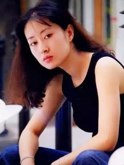 44岁刘敏涛:为了婚姻,丢掉事业,没了收入,离婚后才真正爆红