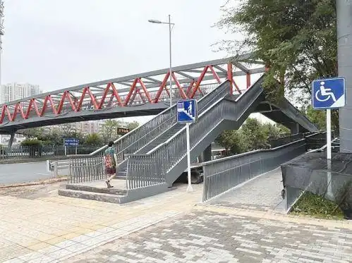 我市首座钢桁架人行天桥开放通行_城市播报_新闻_株洲网::权威媒体