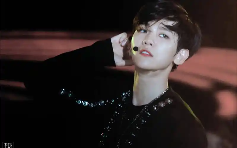 160621 边伯贤 - monster   lucky one 直拍