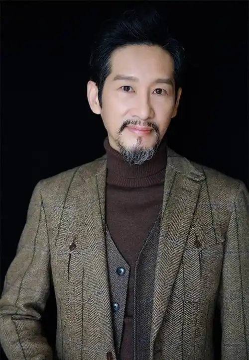 王劲松_演技_角色