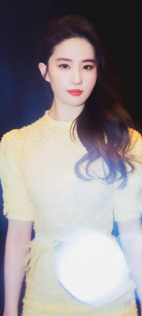 清纯美女刘亦菲高清手机壁纸13