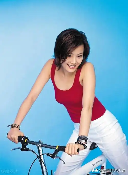 容祖儿惊艳写真:历年旧照集锦_网易订阅