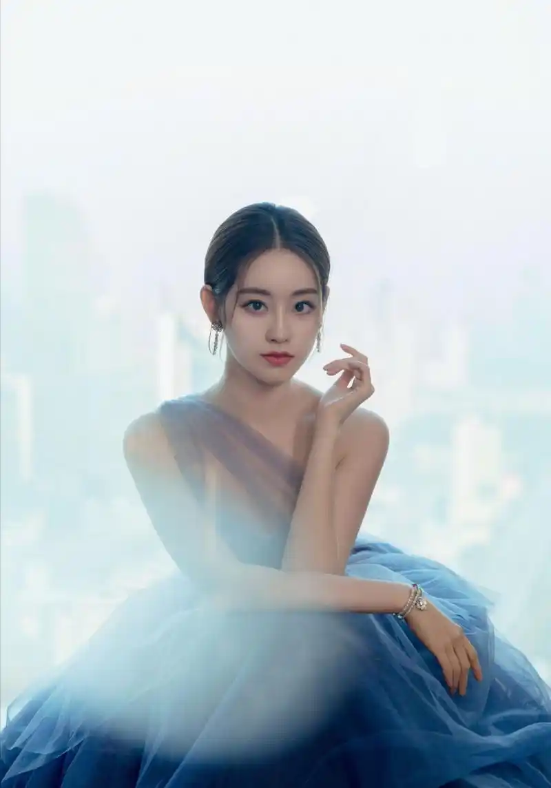 中戏校花级美女祝绪丹