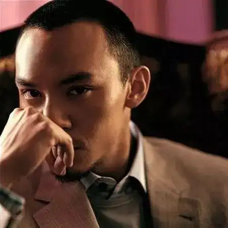 男士的选择,它也是检验一个人是否真帅哥|元彬|阮经天|造型_新浪新闻