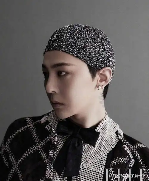 权志龙最新杂志画报释出,骨相优越展现时尚感