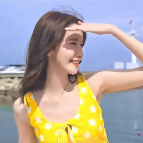 女生ins头像林允儿头像