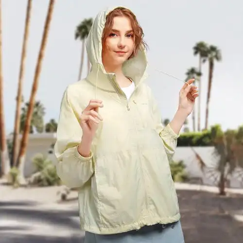 骆驼户外皮肤衣女轻薄透气时尚休闲防晒衣服连帽防晒衣