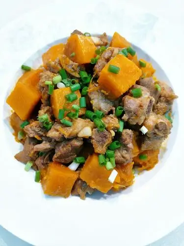 【南瓜焖排骨的做法步骤图,南瓜焖排骨怎么做好吃】云彩爱米粒_下厨房