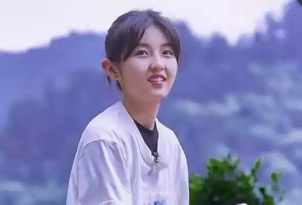 戏精张子枫,真正的炸裂演技是大悲无声_电影_姐姐_晓墨