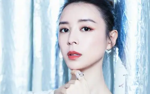 张静初淡雅性感写真图片桌面壁纸