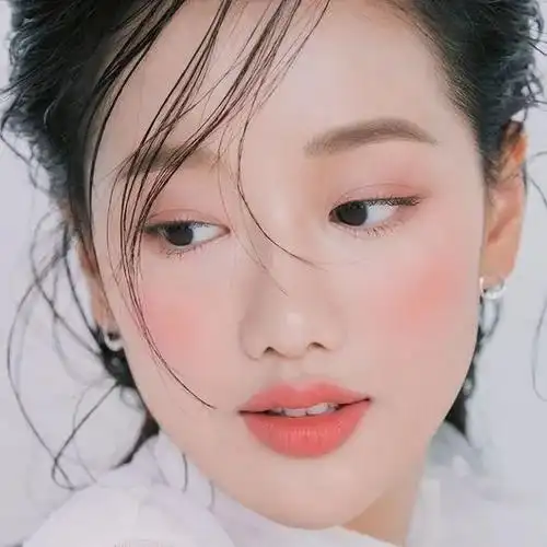 腮红|妆容|眼妆|口红|眼影_网易订阅