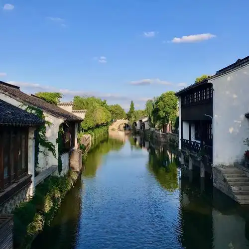荡口古镇////古香古色,站在小桥上看左右都是美景,给人一种小桥流水