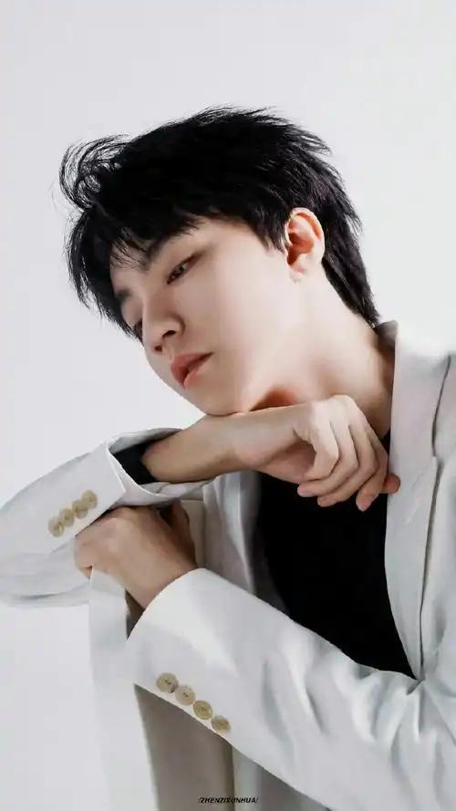 王俊凯说发微博更像发朋友圈