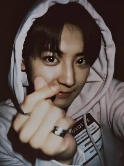 朴灿烈自拍##朴灿烈心动时刻