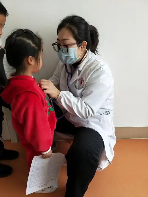 博苑育英幼儿园中蒙一班宝贝【我体检我健康我快乐】