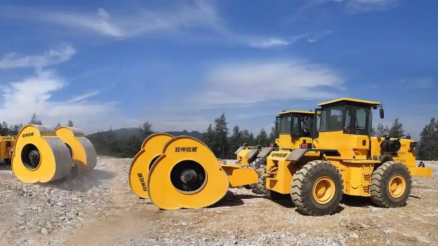 梅花压路机拥有独特设计和卓越性能的压实机械