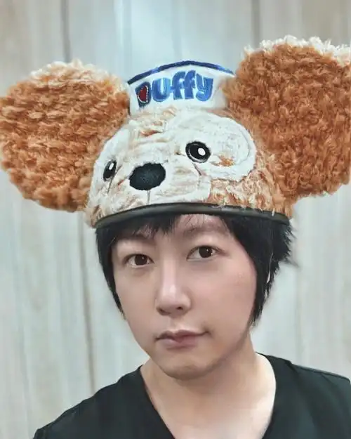 阿信达菲帽自拍#这是哪里来的大宝贝啊,你能不能别这么可爱,害我新构