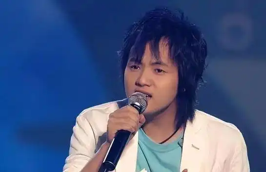 14岁开演唱会24岁凭一首歌赚2亿春晚请不动他却没人说他耍大牌