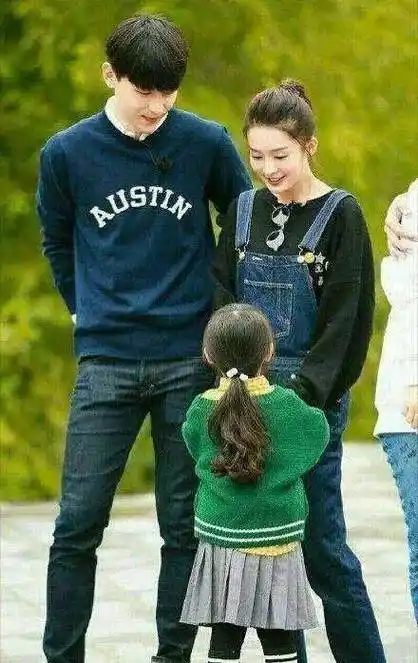 邓伦自曝想结婚生孩子连连称赞李沁有安全感_山竹_实习_妈妈