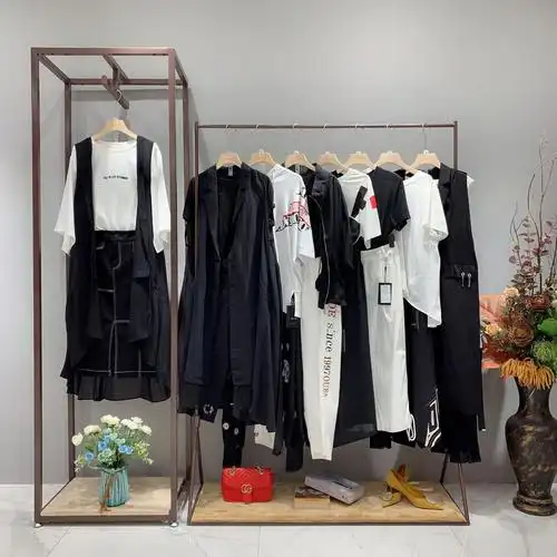 乌丫20夏一线大牌专柜正品女装尾货品牌折扣女装直播实体涨粉货源