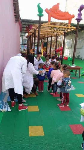 新星幼儿园小朋友入园健康体检检查了!