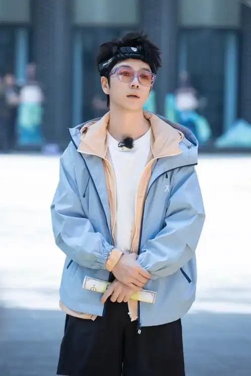 终于找到同款眼镜了 直直直接拿下!