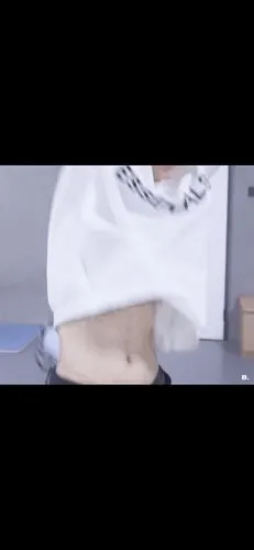 知道罗一舟腰细我也还是想说这腰是真实存在的吗08