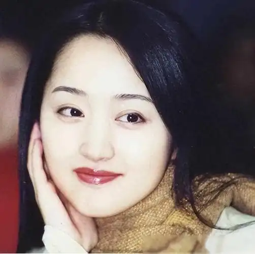 万万没想到,34岁"无人敢娶"的杨钰莹,才是真正的人间